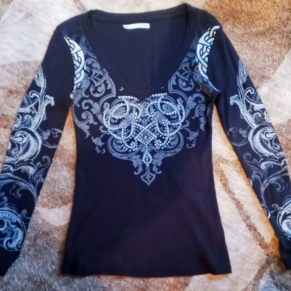 Vintage Y2K Maurices Graphic Flourish Rhinestone Black Long Sleeve Tee Women's L - Picture 3 of 16